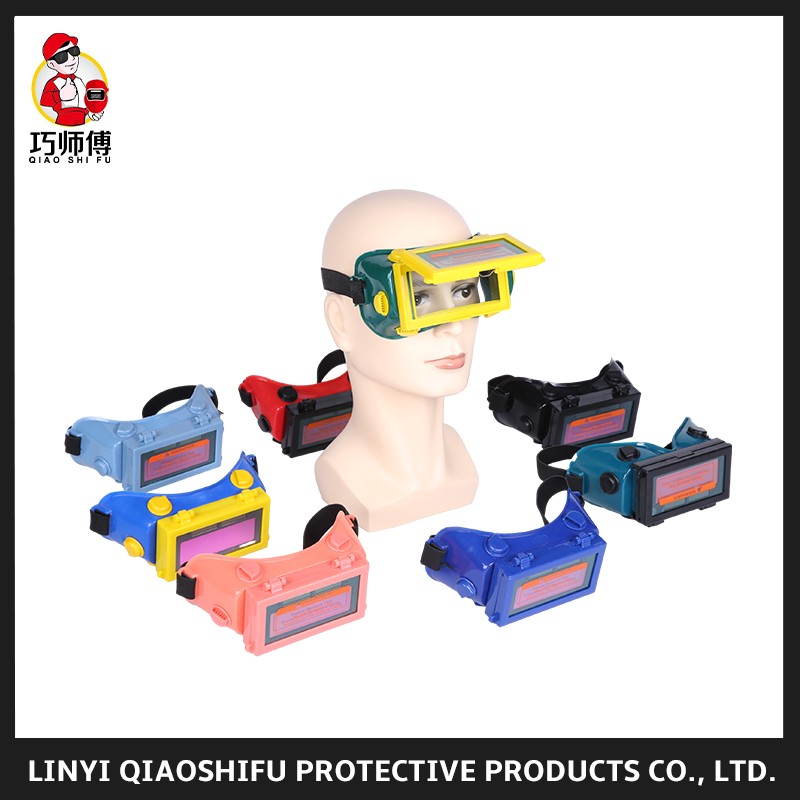 Patented Flip Cover Auto Dimming Glasses